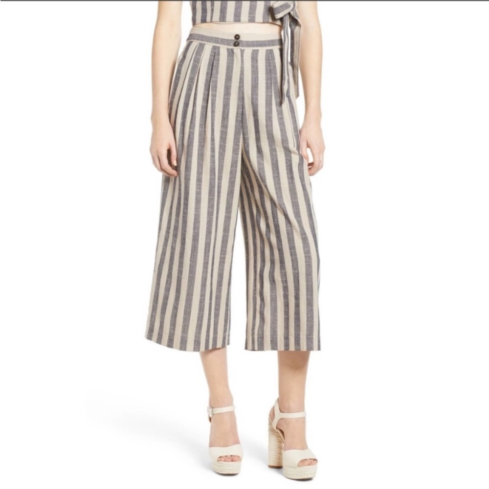 NWOT ASTR THE LABEL Linen Pleated High Rise Wide Leg Capris Striped Pants XS
